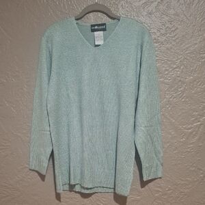Sag Harbor Women's Petite Mint V-Neck Sweater Size M